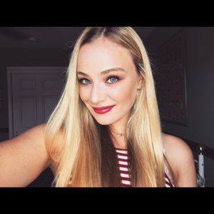 Meet your posher, MK :)